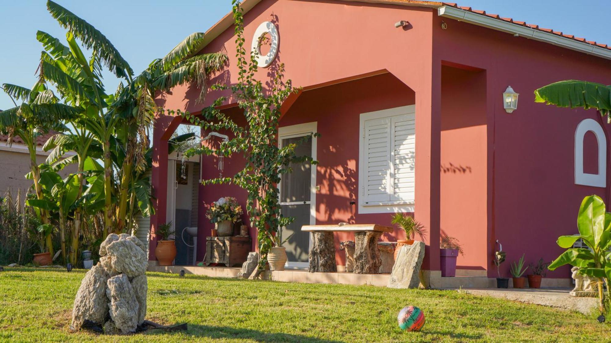 Konstantinos Holidays House Villa